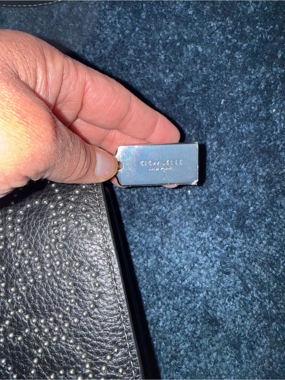 Coach Klare crossbody in pebble leather with rivet detailing - Picture 3 of 12